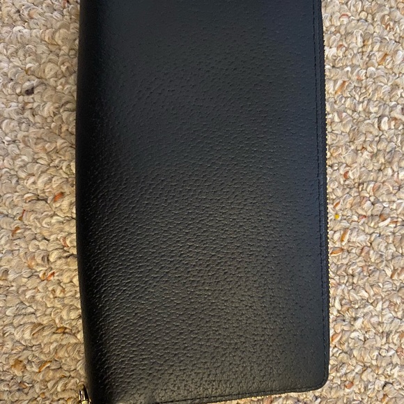 Kate Spade wallet - Picture 2 of 4